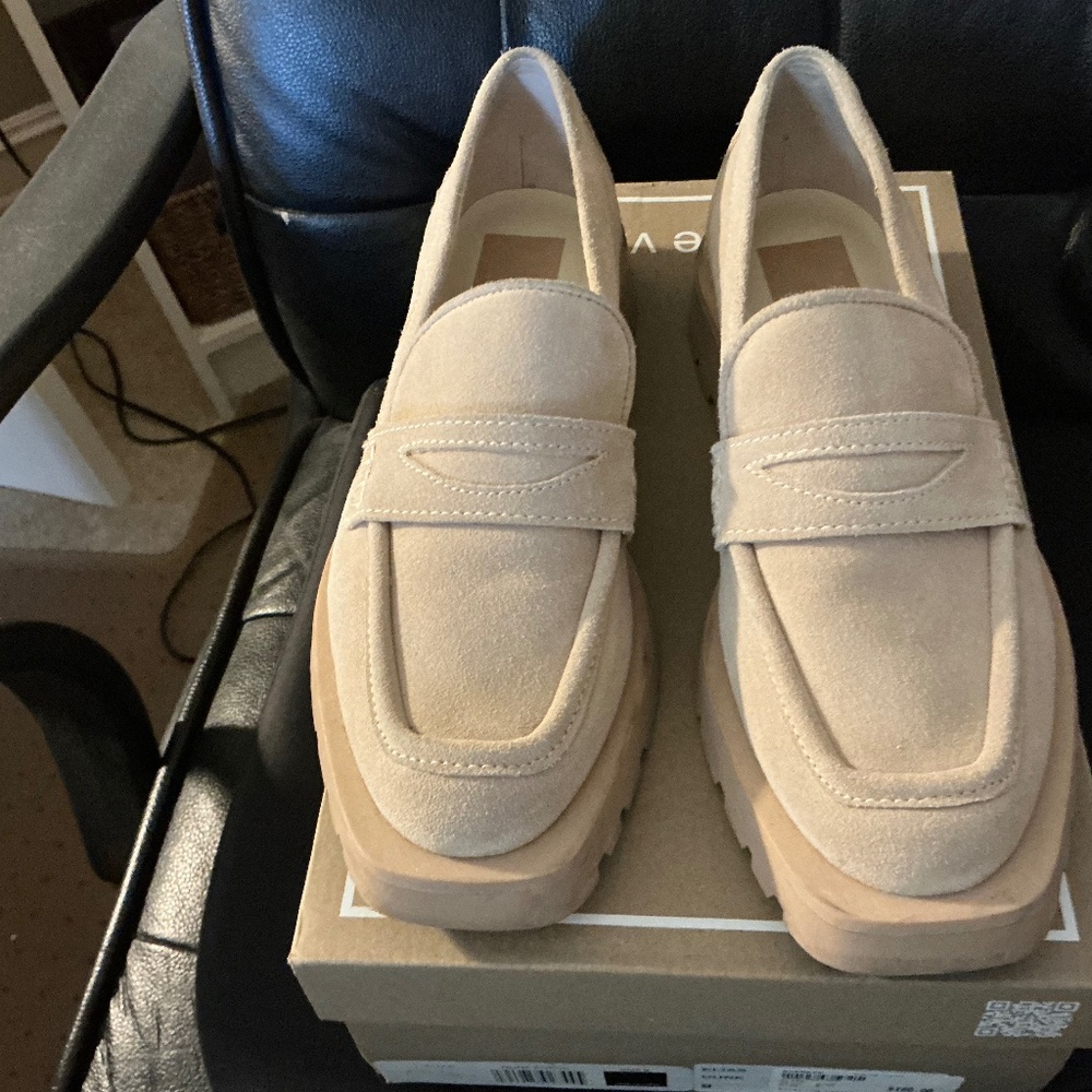DOLCE VITA ELIAS CHUNKY LOAFER IN DUNE COLOR SIZE 9